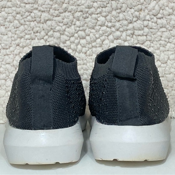 Cynthia Rowley Womens Black Beaded Knit Slip On Casual Shoes SZ US 7.5 - Picture 4 of 11